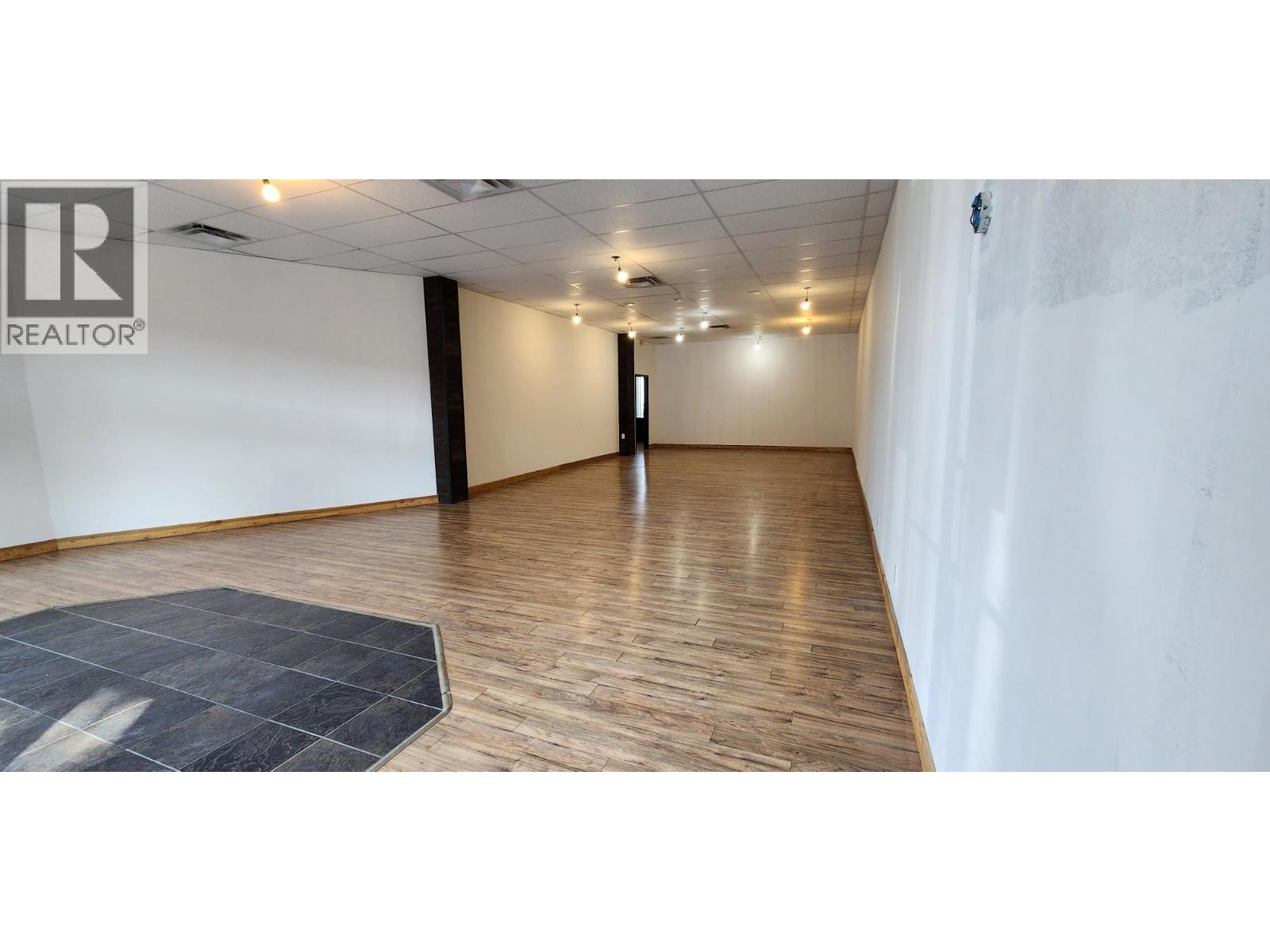 102 2500 53 Avenue, Vernon