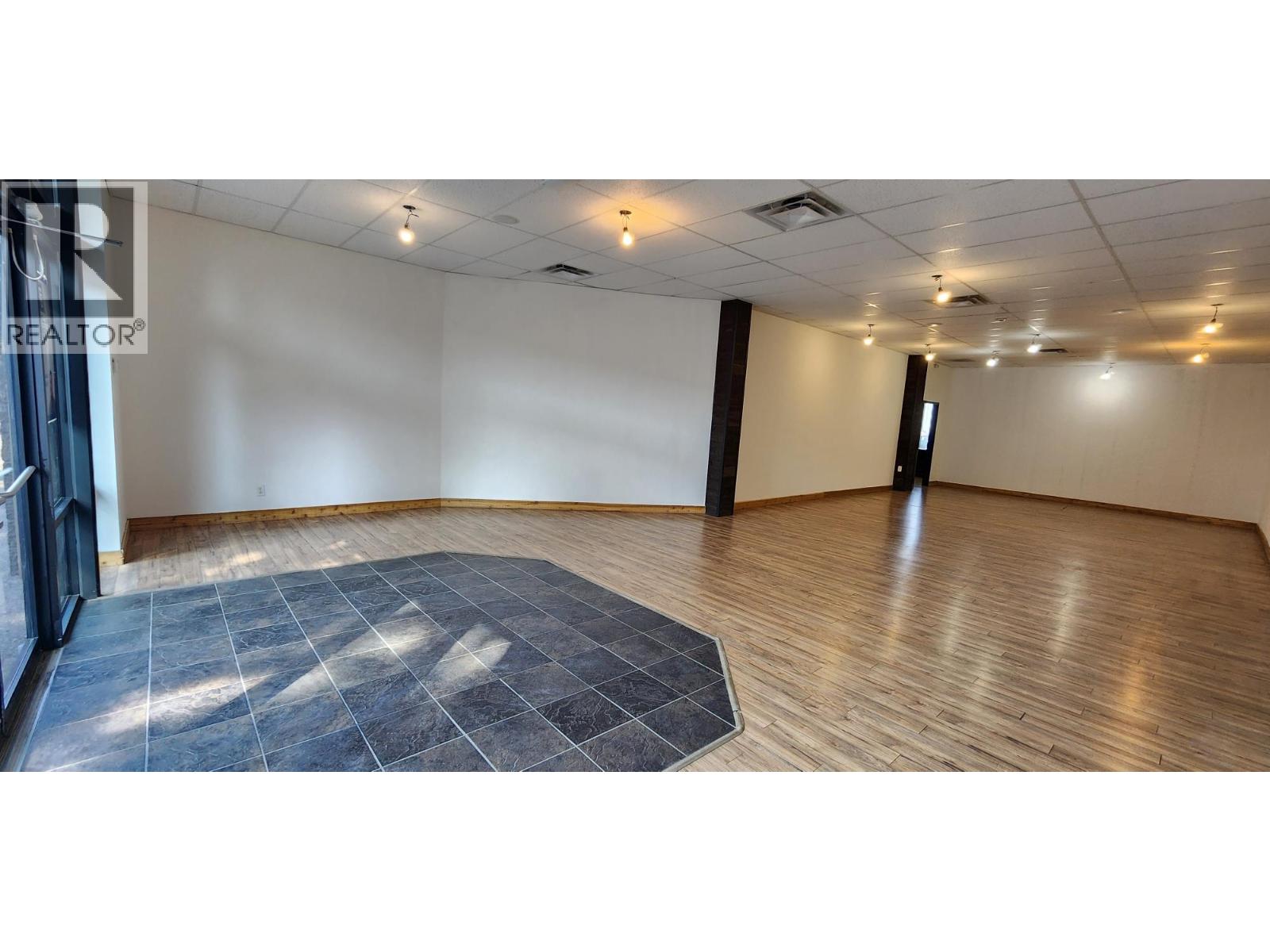 102 2500 53 Avenue, Vernon