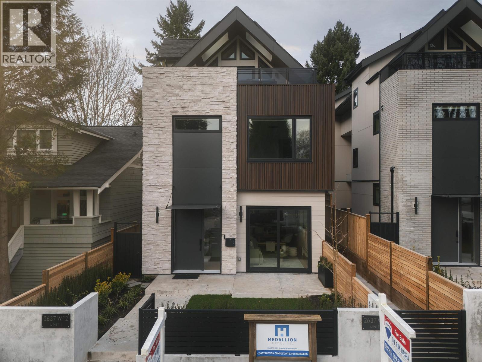 1 2637 W 12TH AVENUE, Vancouver