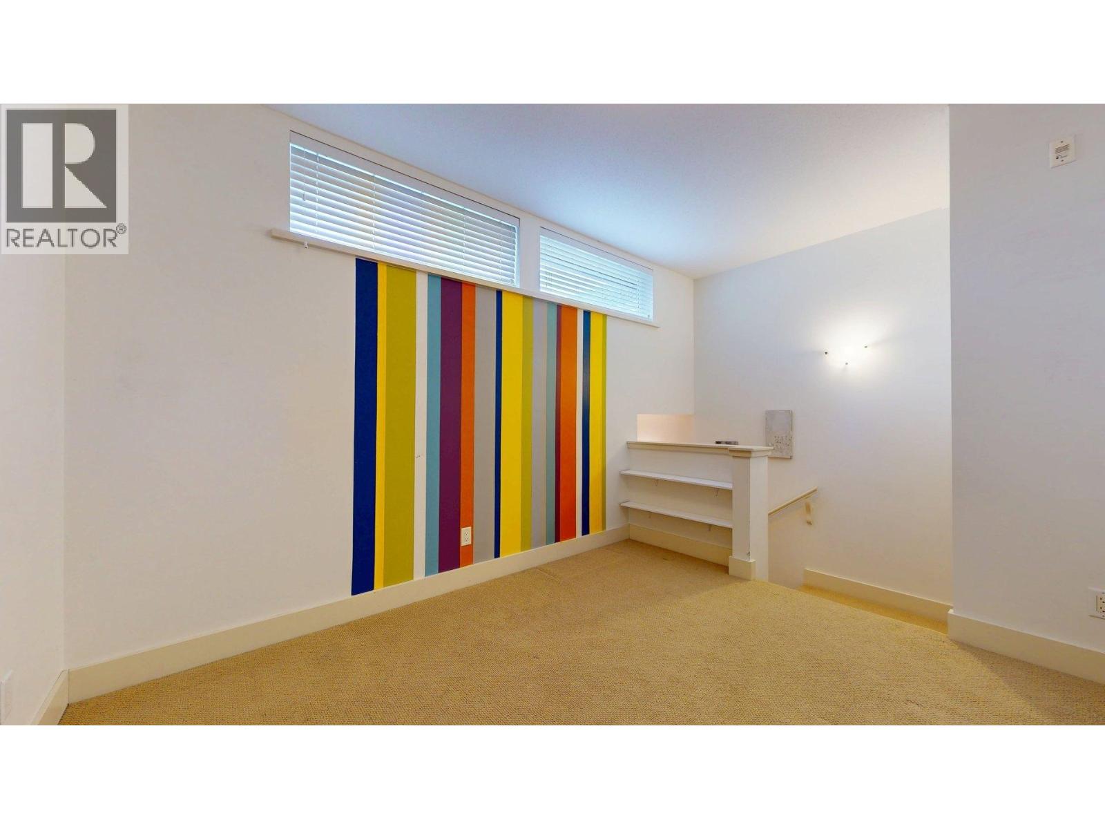 1320 MAIN STREET, Squamish