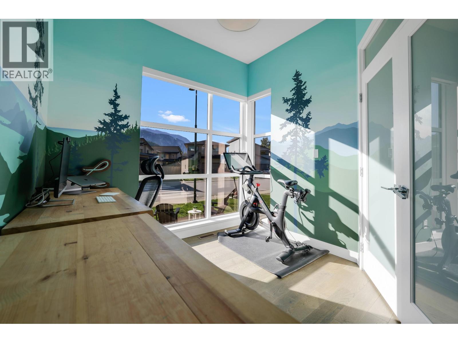 39349 FALCON CRESCENT, Squamish