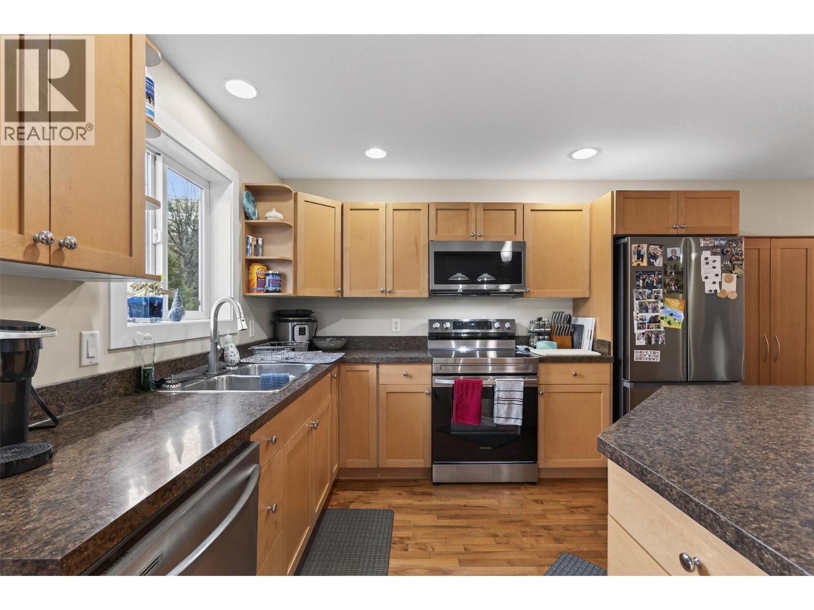 120 Kootenay Avenue, Castlegar