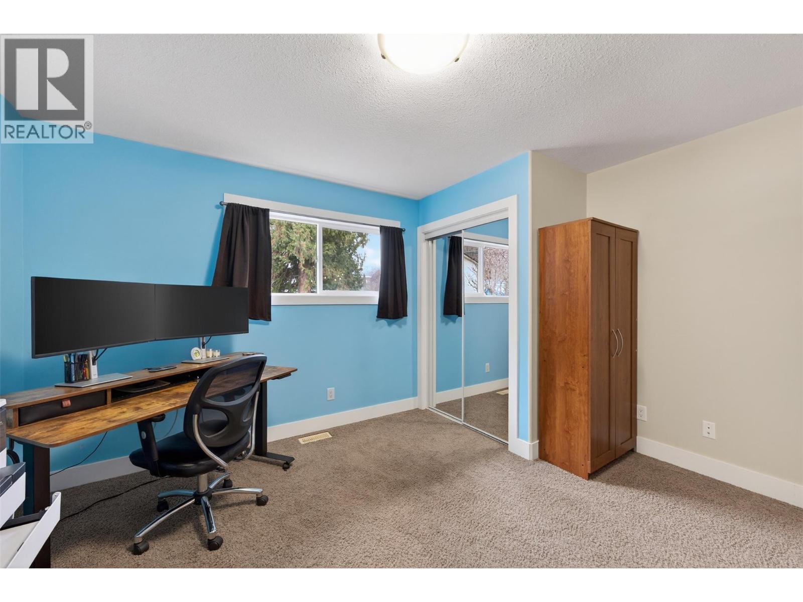 120 Kootenay Avenue, Castlegar