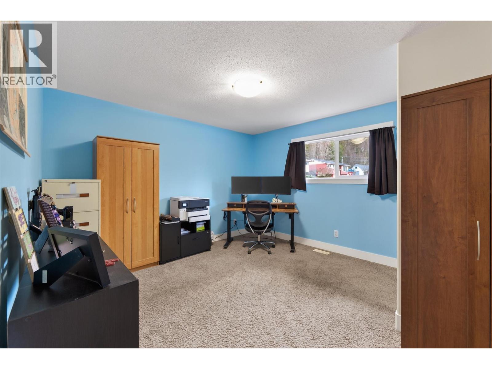 120 Kootenay Avenue, Castlegar