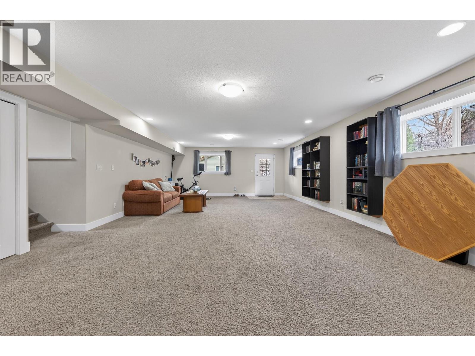 120 Kootenay Avenue, Castlegar