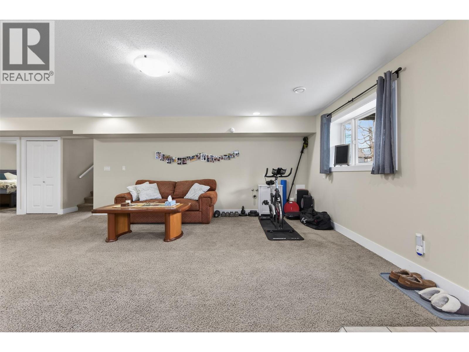 120 Kootenay Avenue, Castlegar