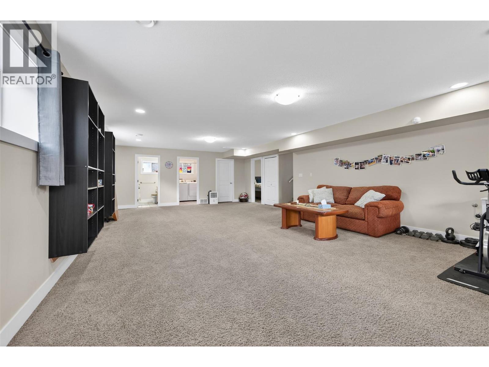 120 Kootenay Avenue, Castlegar