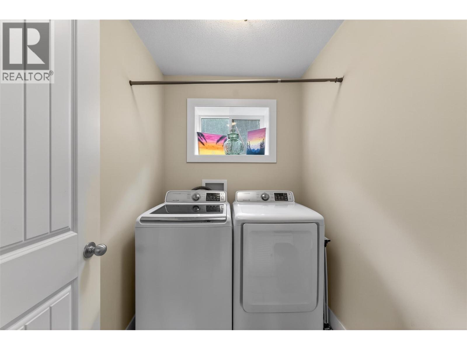 120 Kootenay Avenue, Castlegar