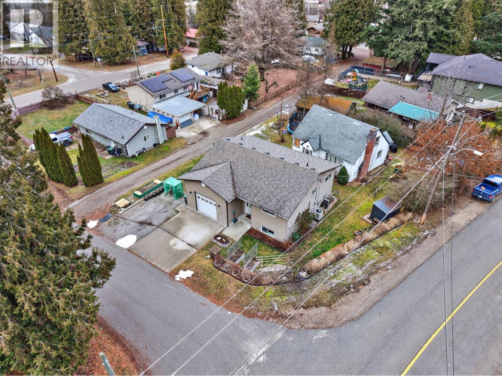 120 Kootenay Avenue, Castlegar