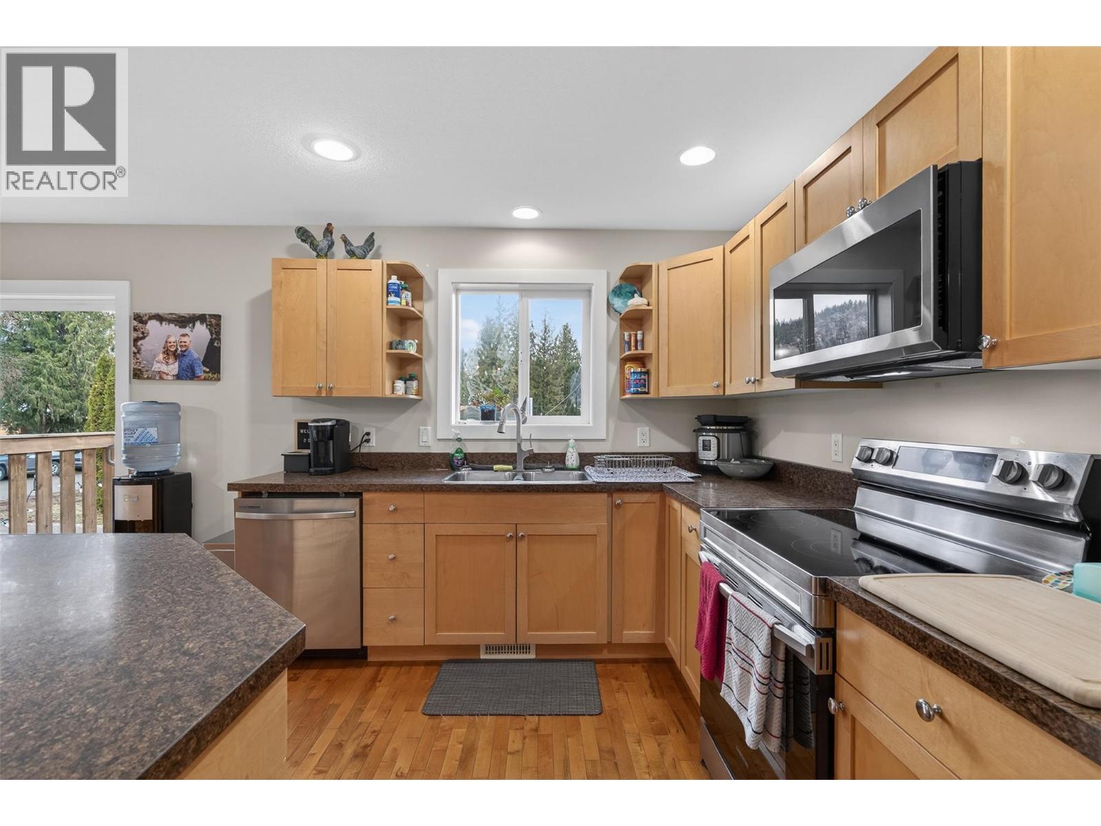 120 Kootenay Avenue, Castlegar