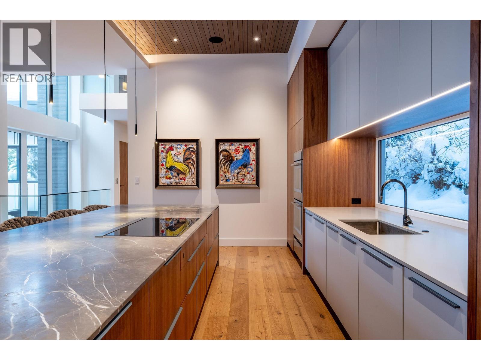 3218 JUNIPER PLACE, Whistler