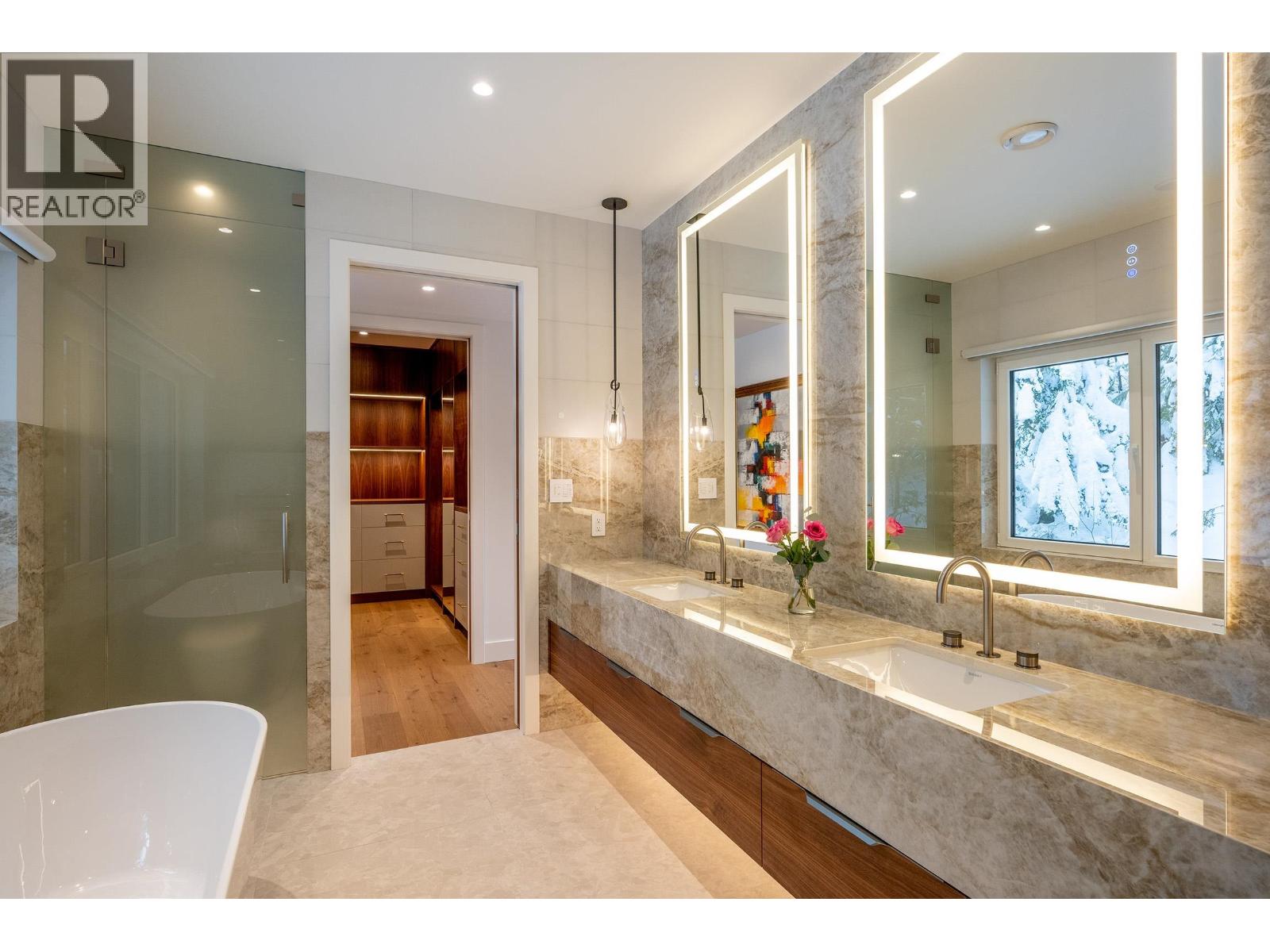 3218 JUNIPER PLACE, Whistler