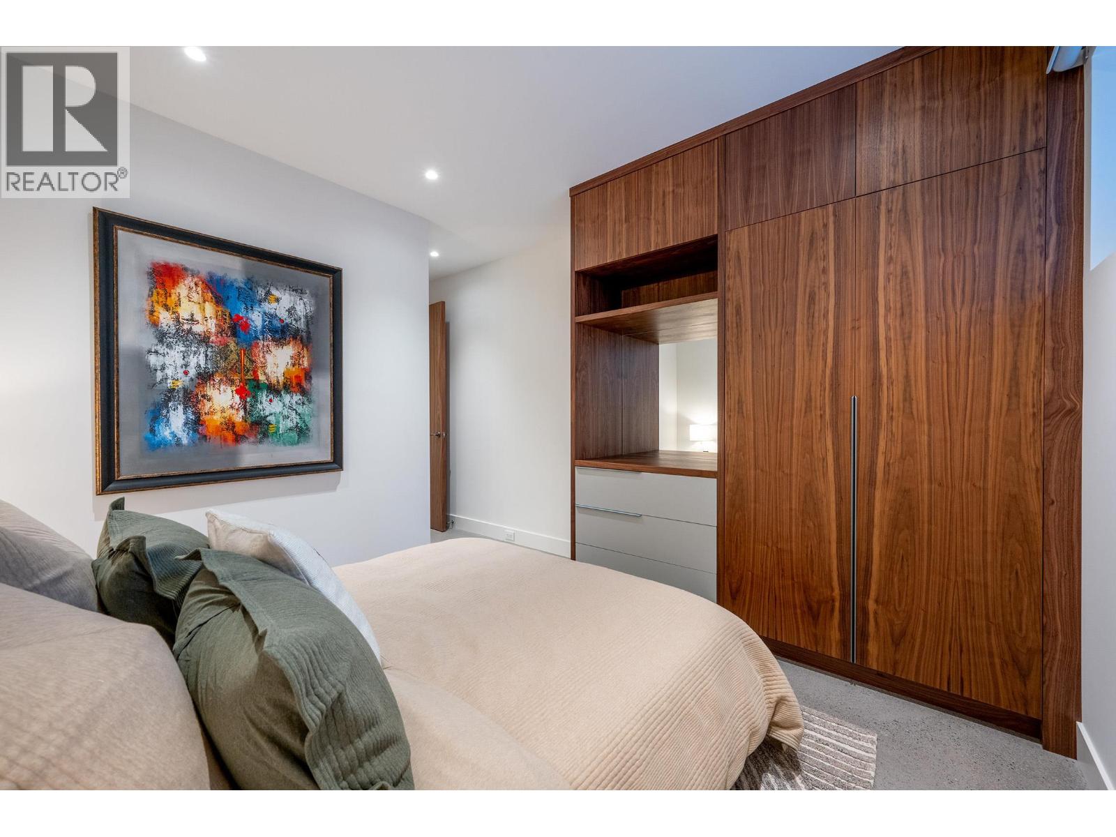 3218 JUNIPER PLACE, Whistler