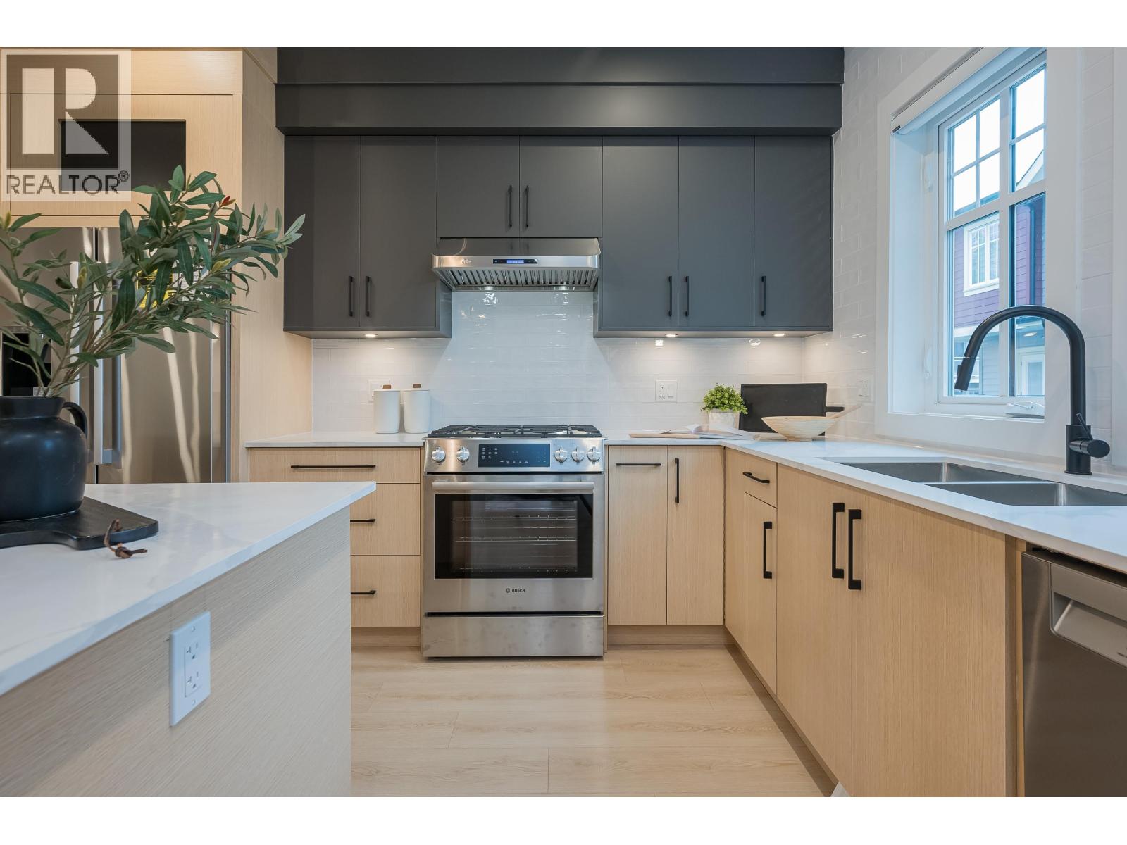 #3-4829 48 Avenue, Ladner