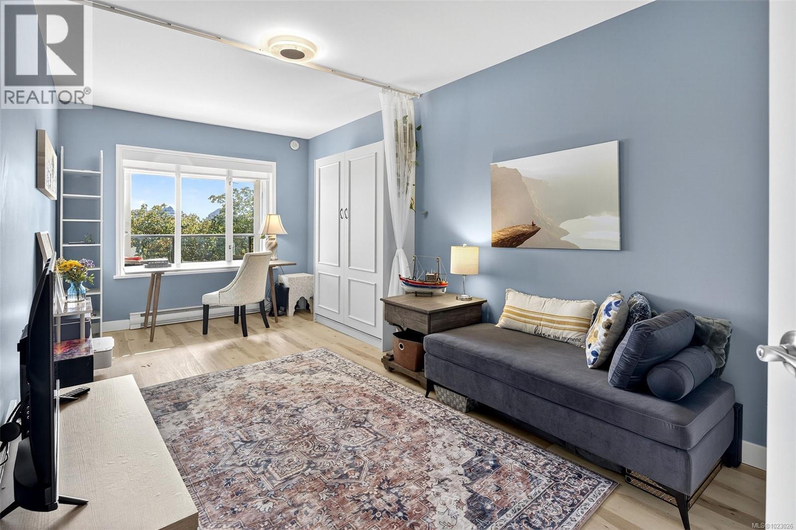 303 50 Songhees Road, Victoria