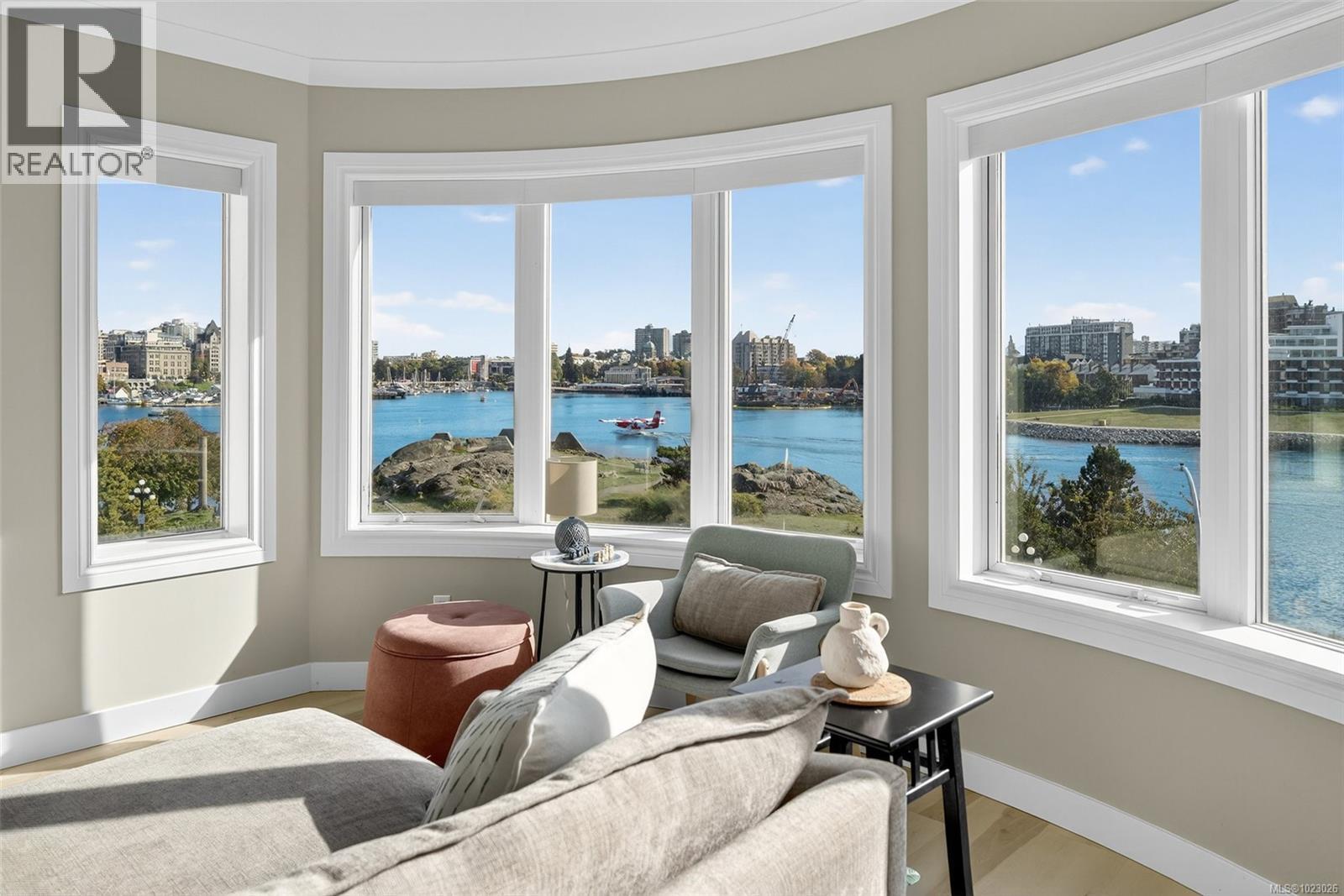 303 50 Songhees Road, Victoria