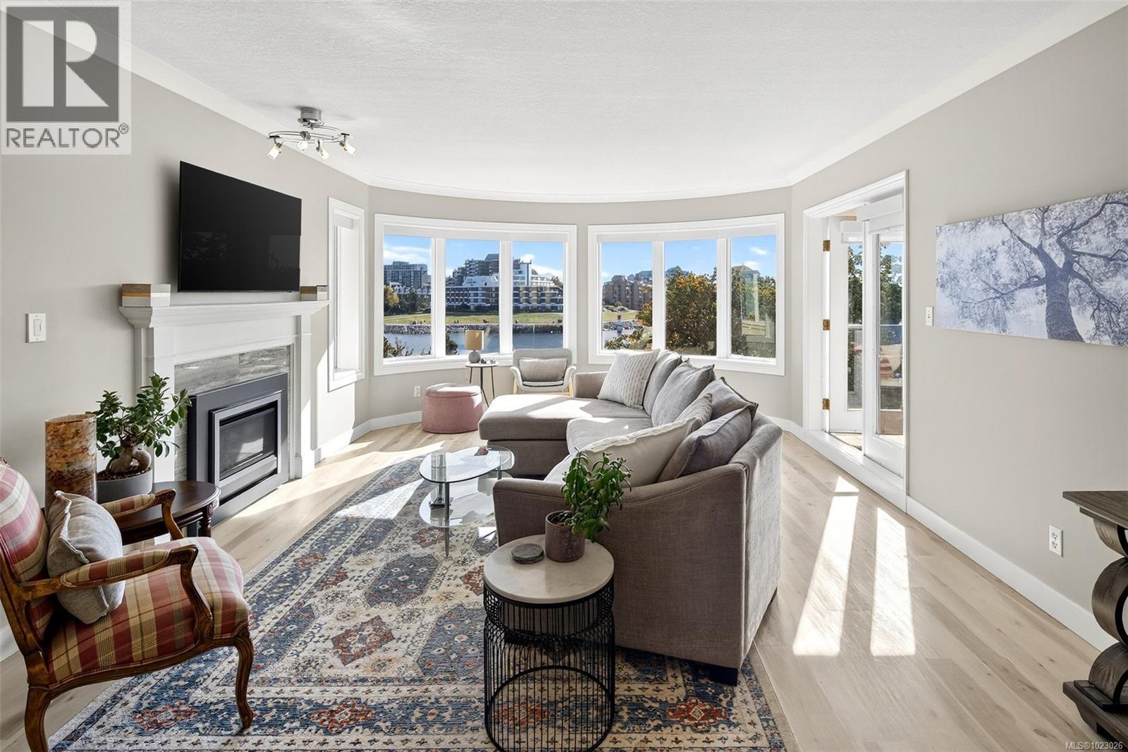 303 50 Songhees Road, Victoria