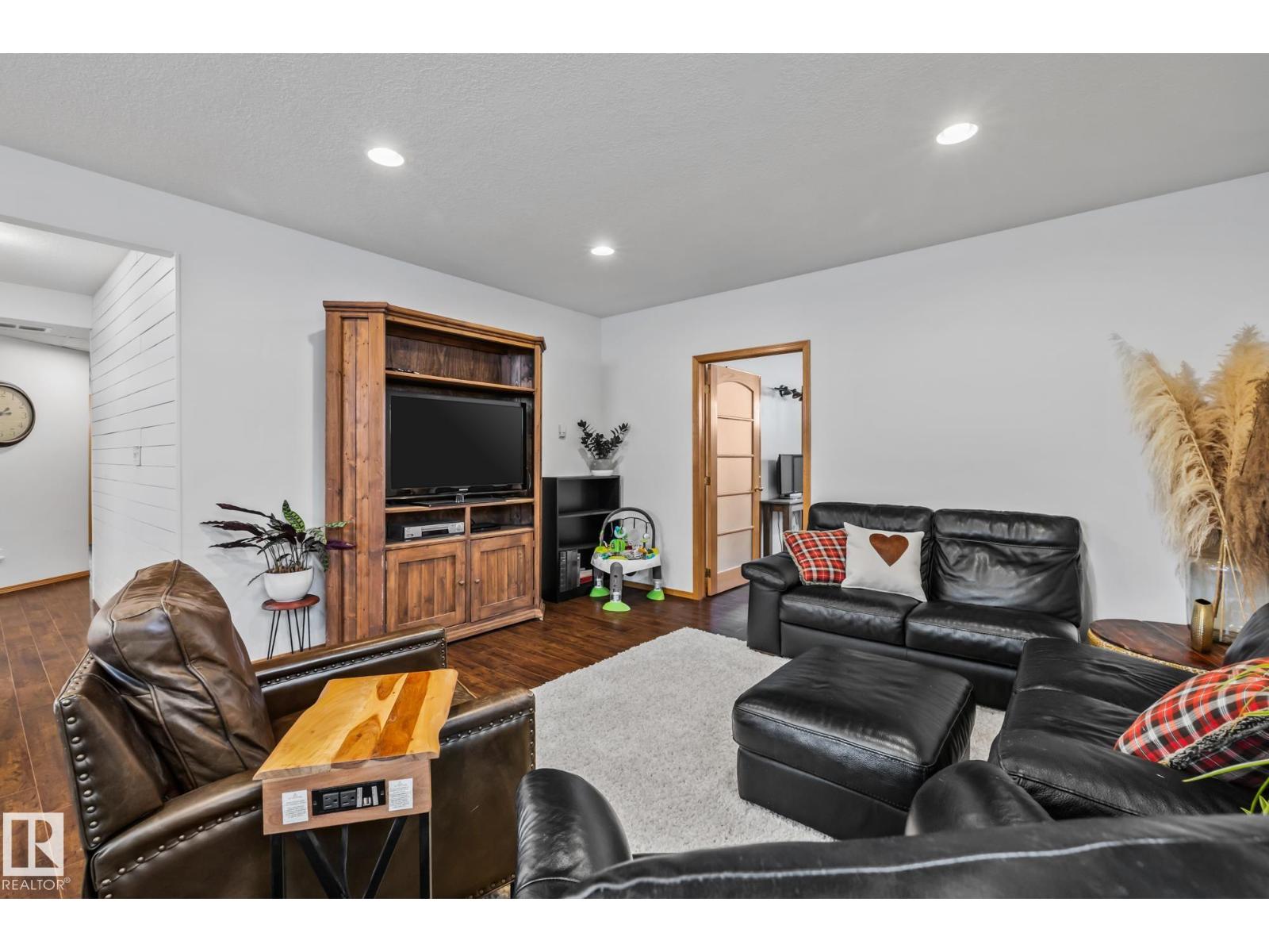 2 DISCOVERY AV, Rural Sturgeon County