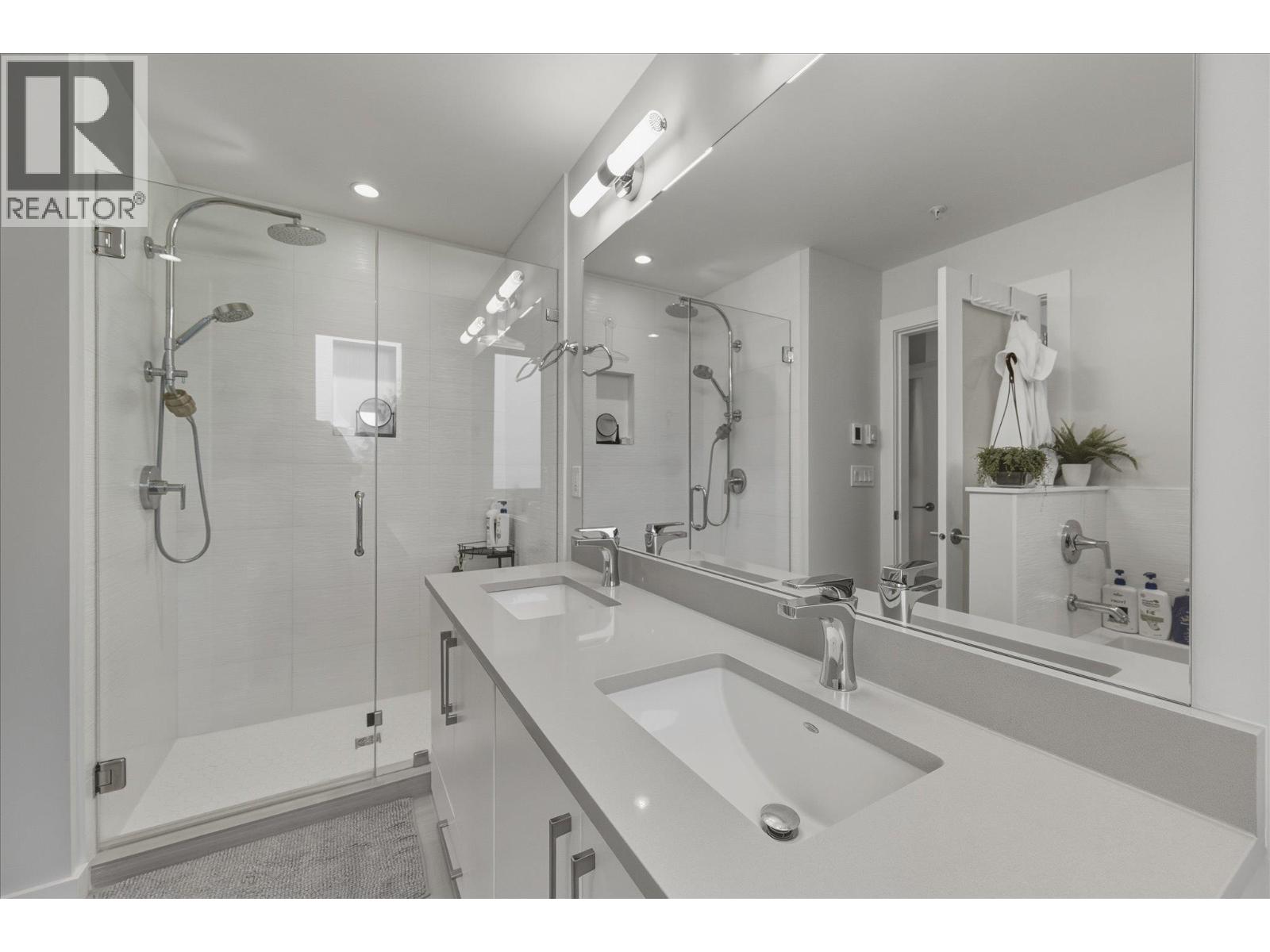 207 41328 SKYRIDGE PLACE, Squamish