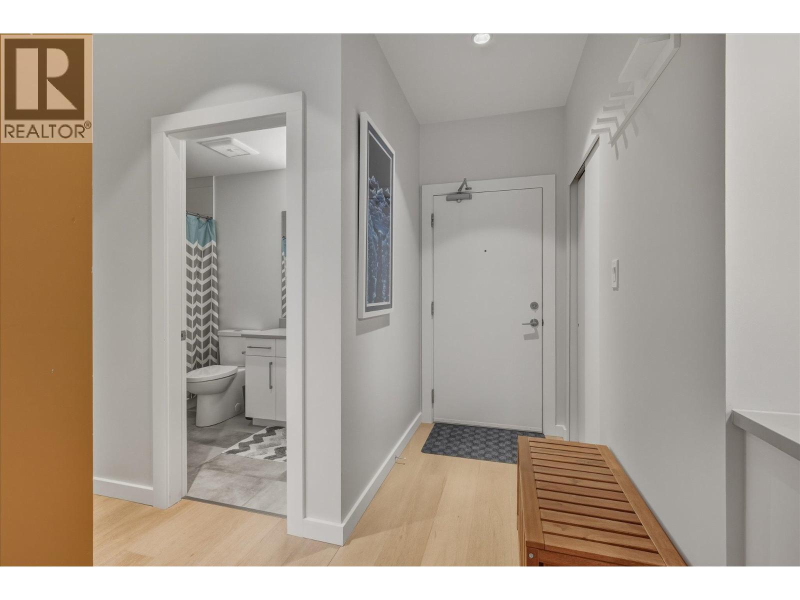 207 41328 SKYRIDGE PLACE, Squamish