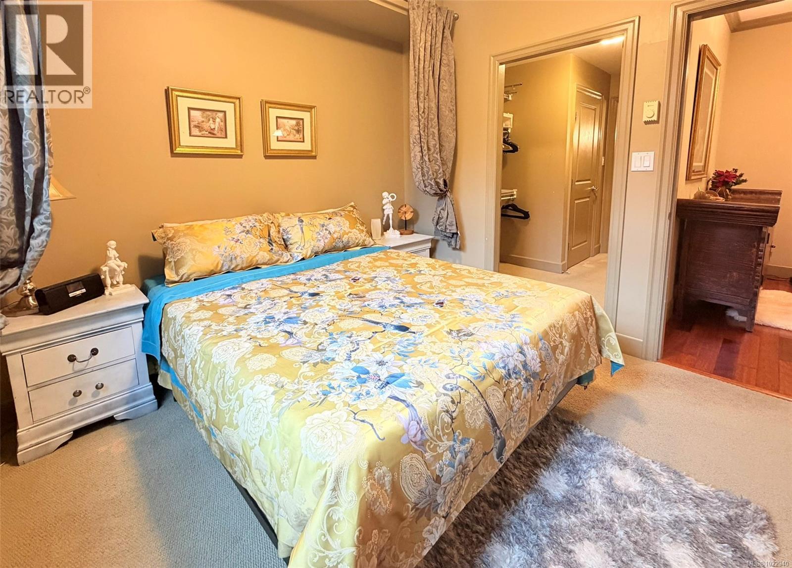 210 1620 McKenzie Avenue, Saanich