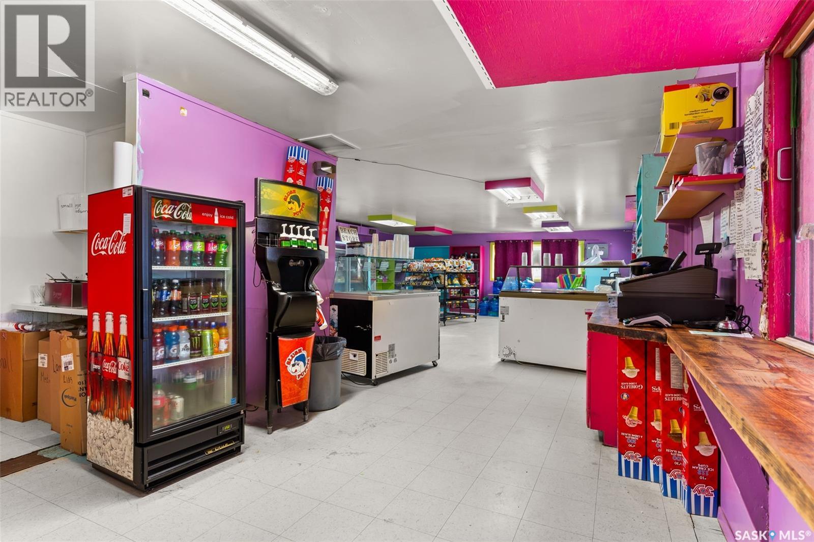 4 Regina AVENUE - Photo 5 of 50, Katepwa Beach, Saskatchewan