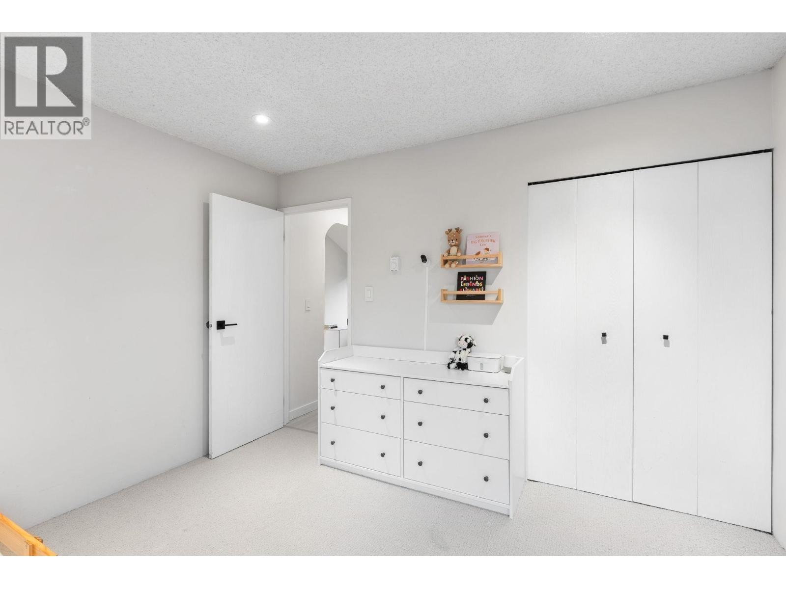 408 1363 CLYDE AVENUE, West Vancouver