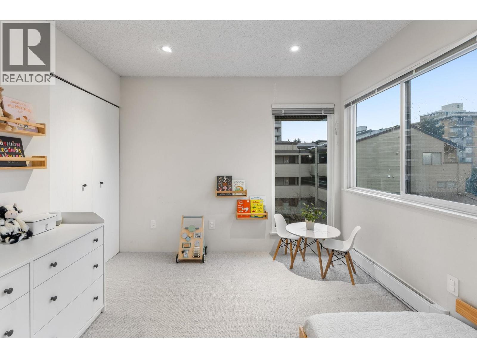 408 1363 CLYDE AVENUE, West Vancouver