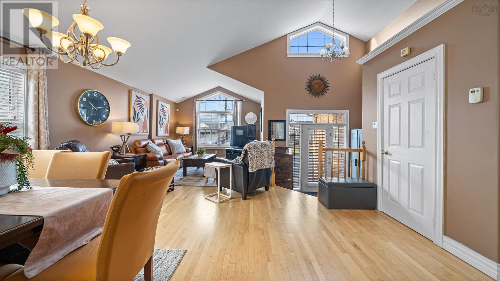 Property 5 of 44 of 236 Summer Field Way