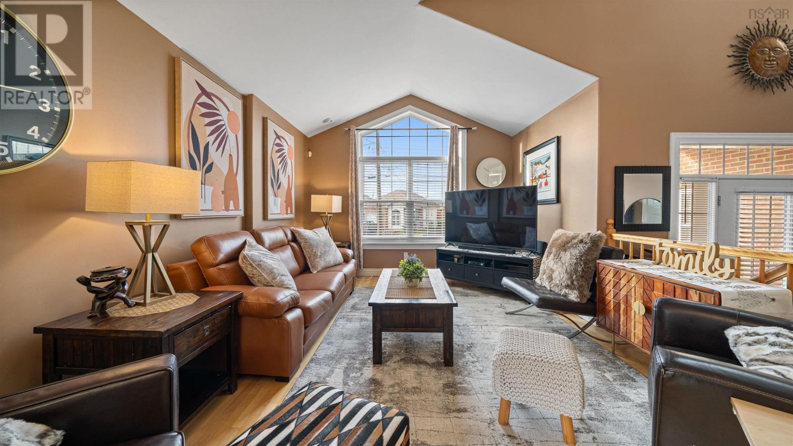 Property 7 of 44 of 236 Summer Field Way