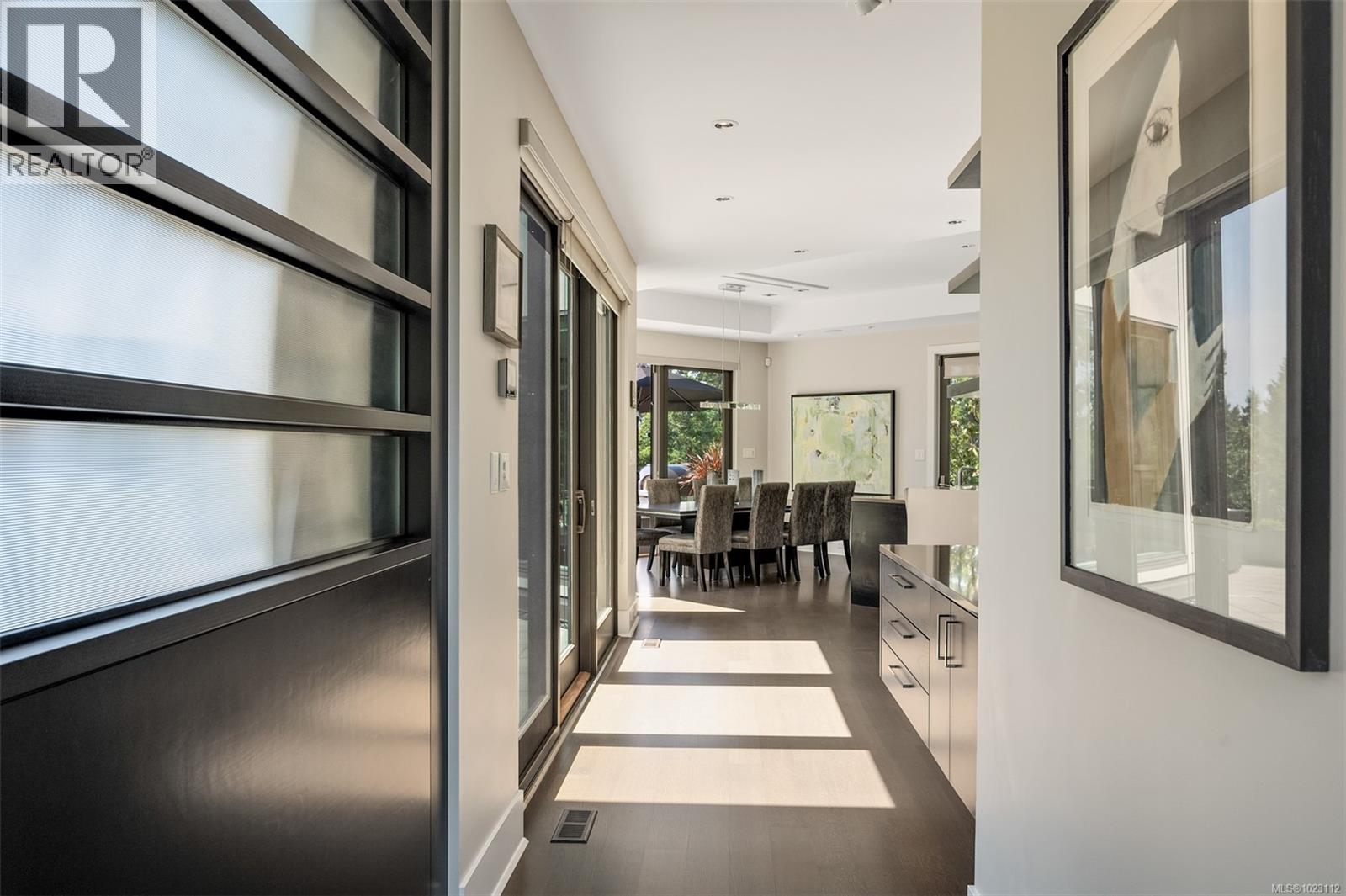  3724 Arbutus Ridge, Saanich