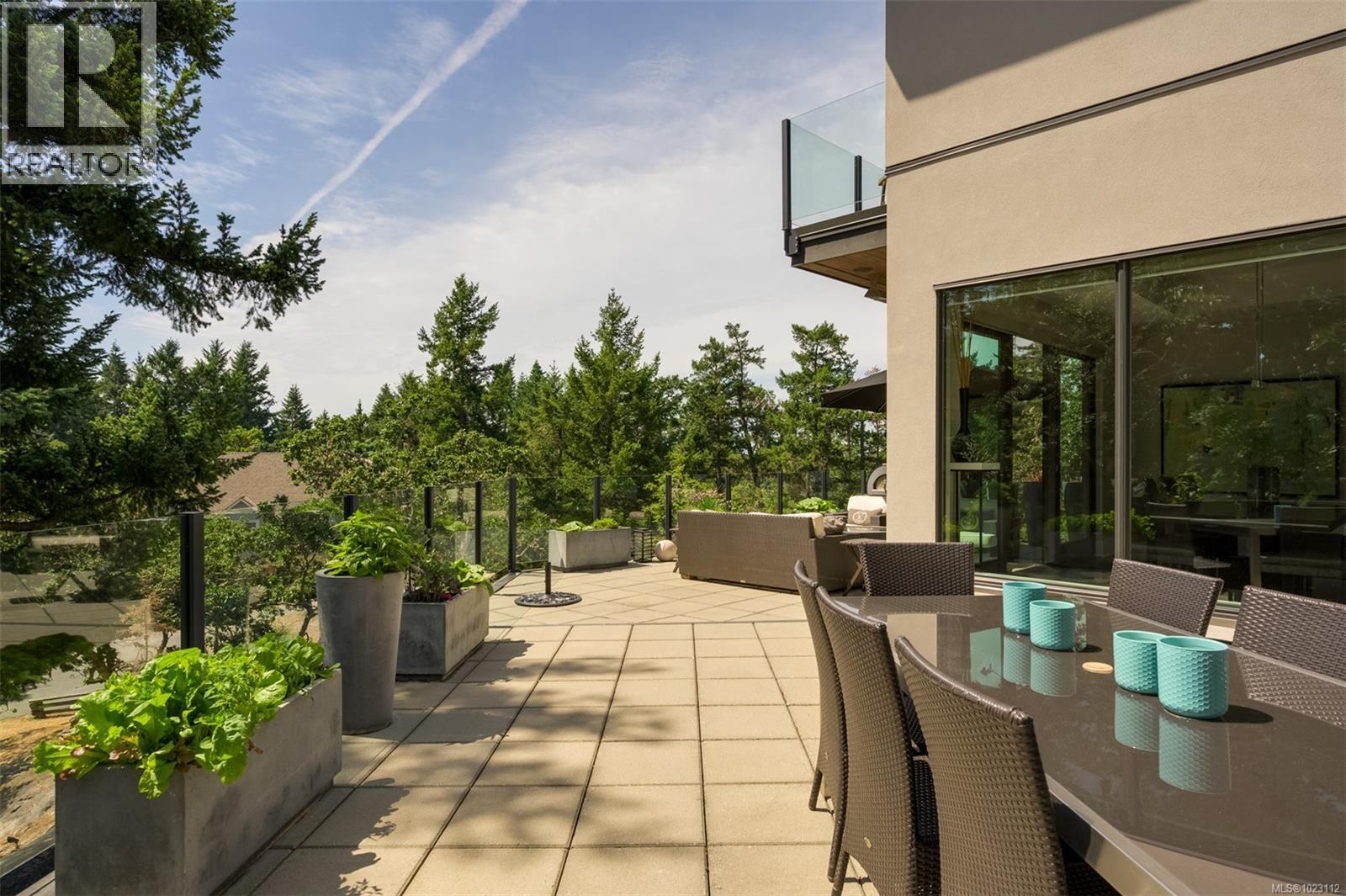  3724 Arbutus Ridge, Saanich