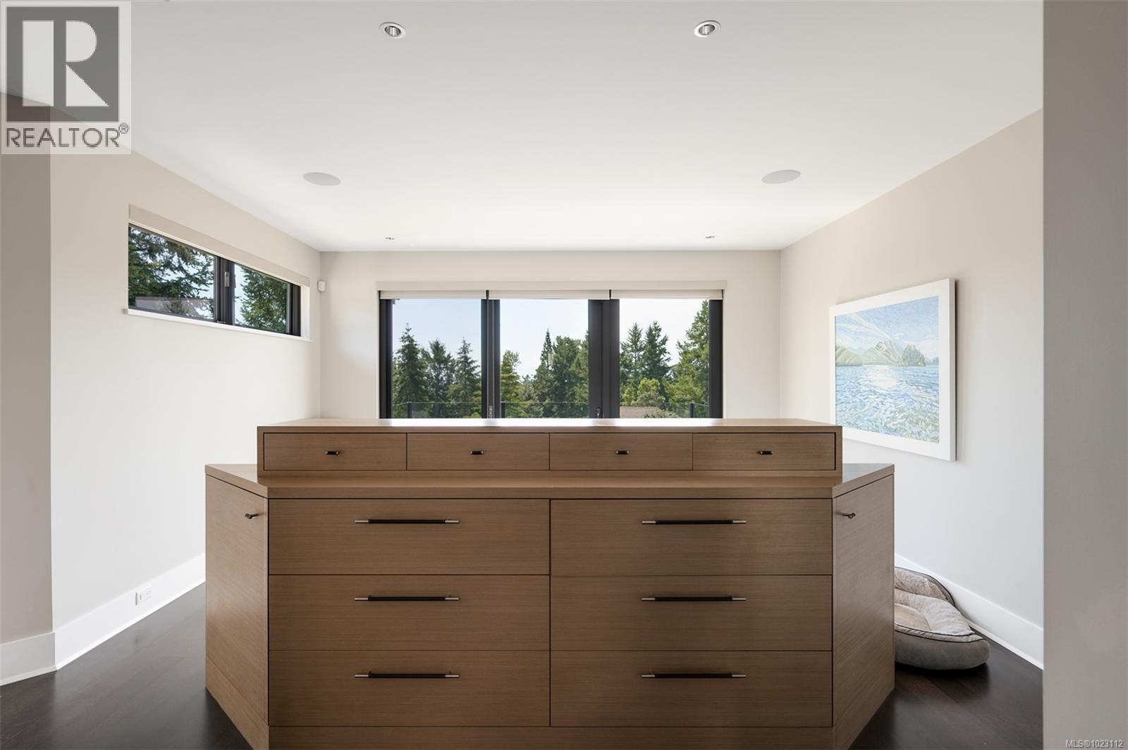  3724 Arbutus Ridge, Saanich