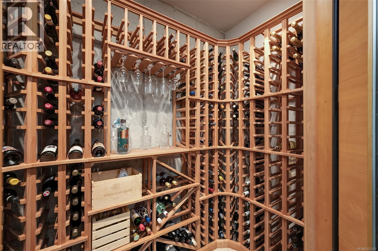  3724 Arbutus Ridge, Saanich