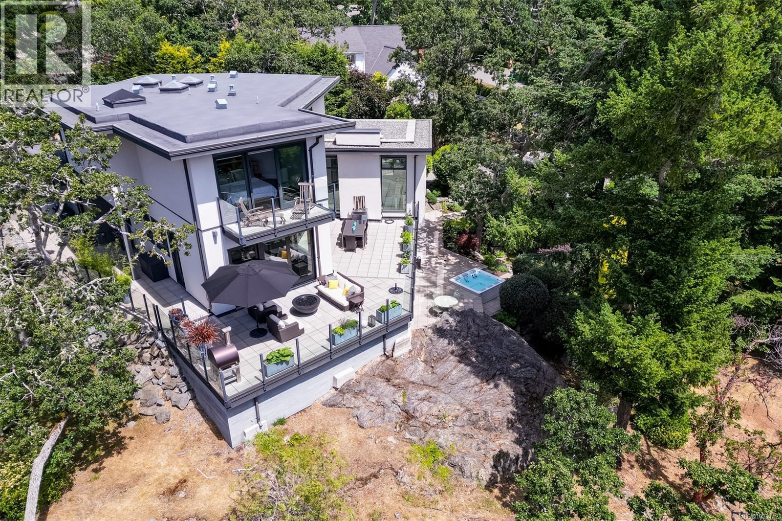  3724 Arbutus Ridge, Saanich