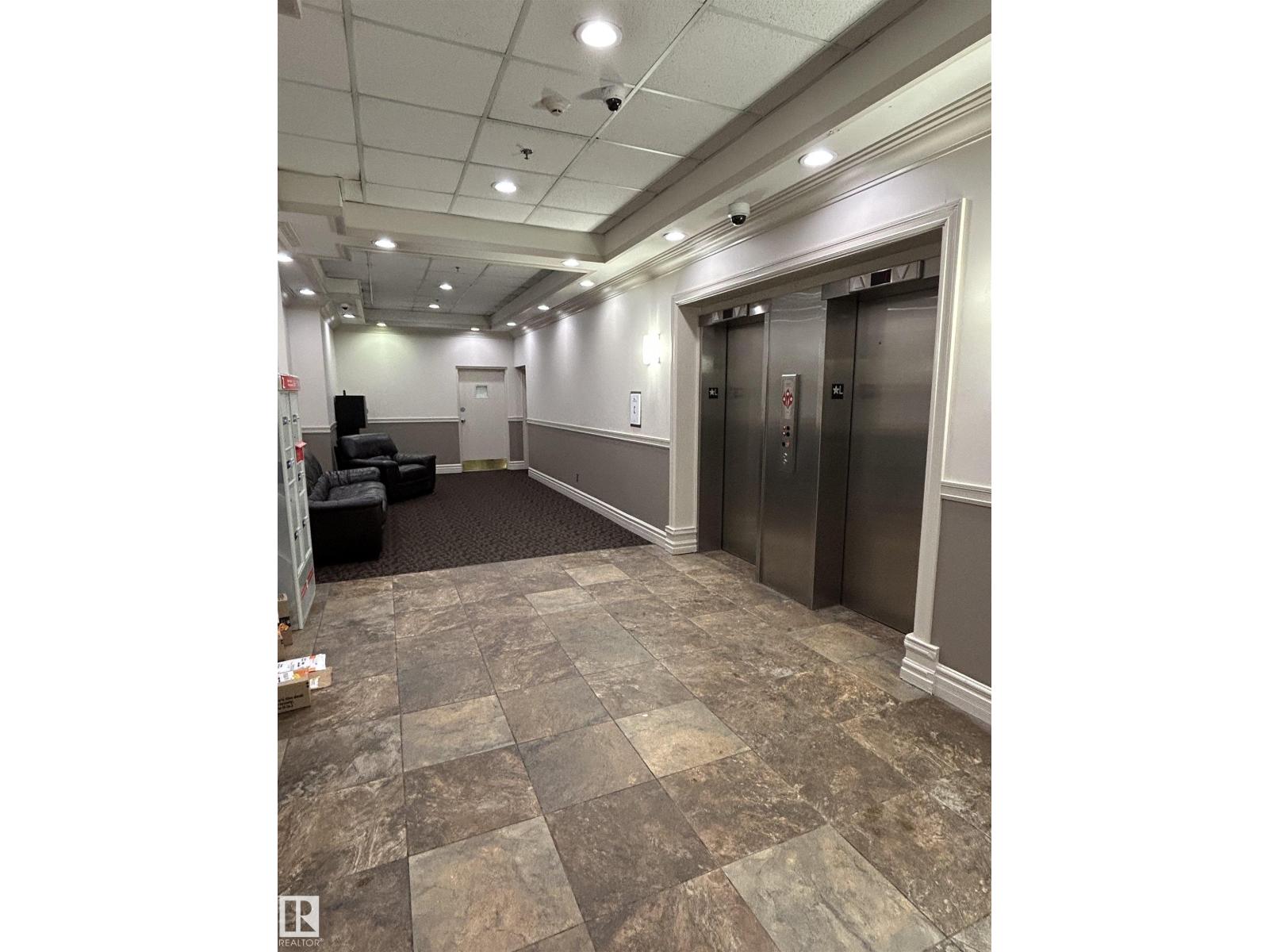 #714 10160 114 ST NW NW, Edmonton