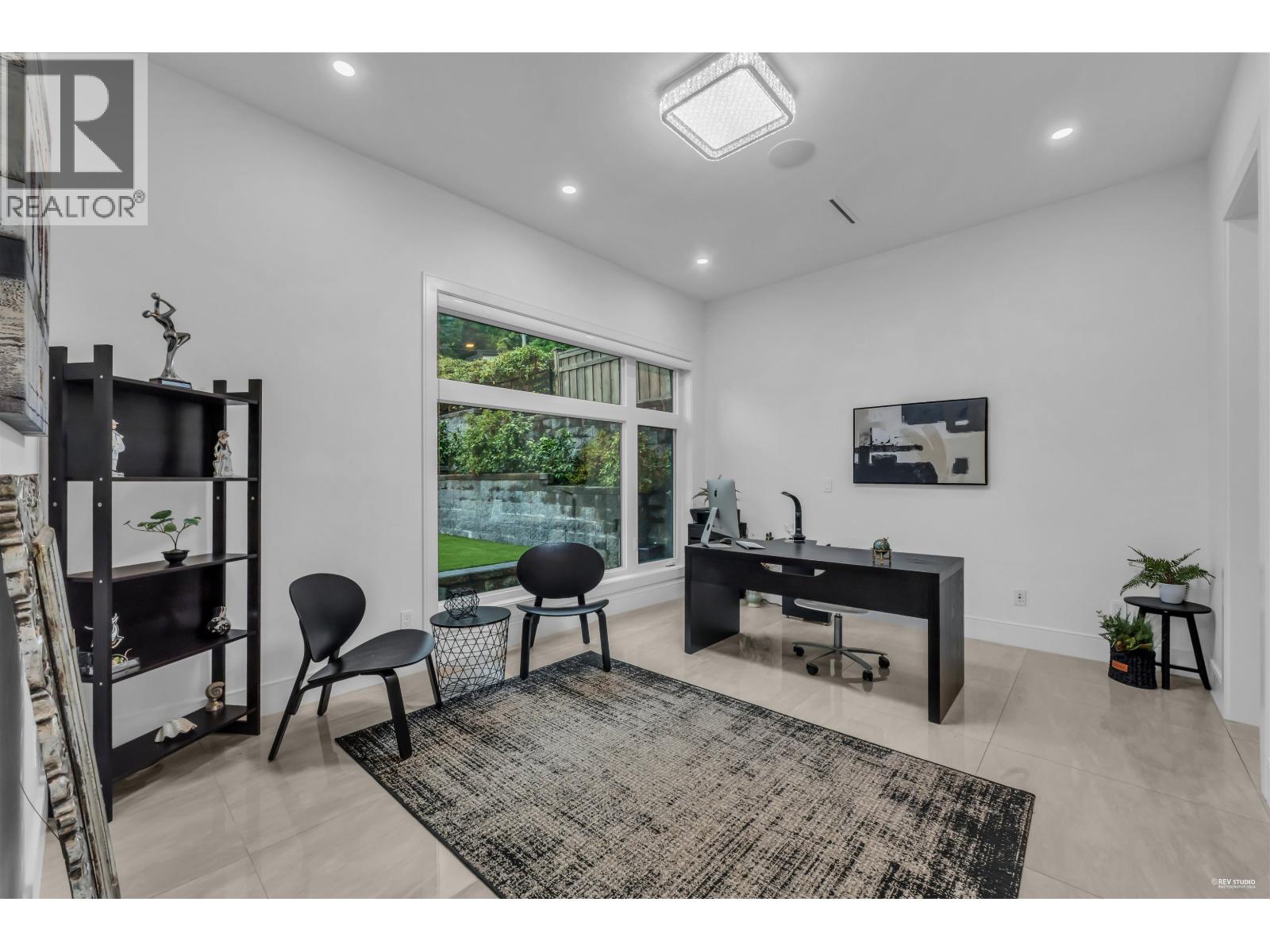 929 CANYON BOULEVARD, North Vancouver