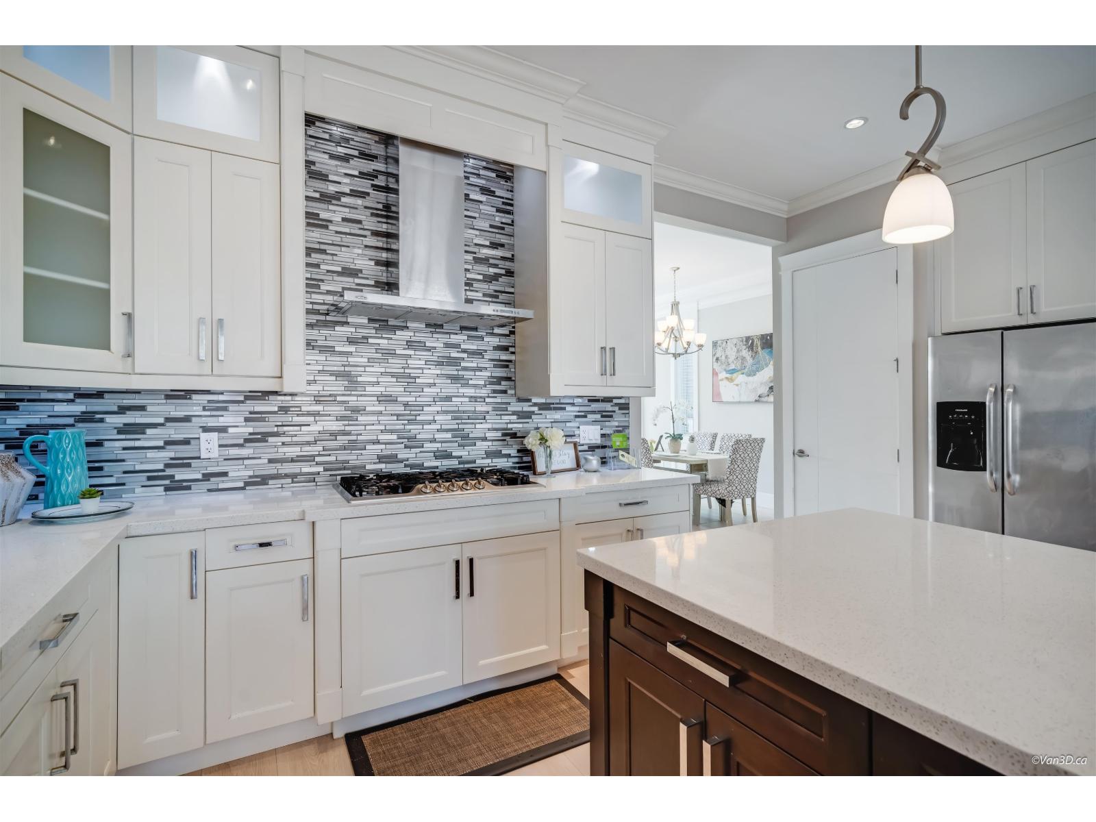 3 1426 FINLAY STREET, White Rock