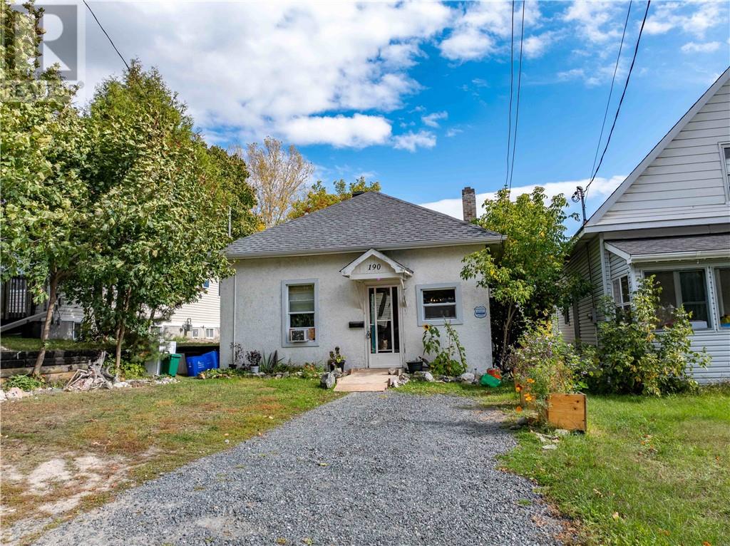 190 Eyre Street - 1