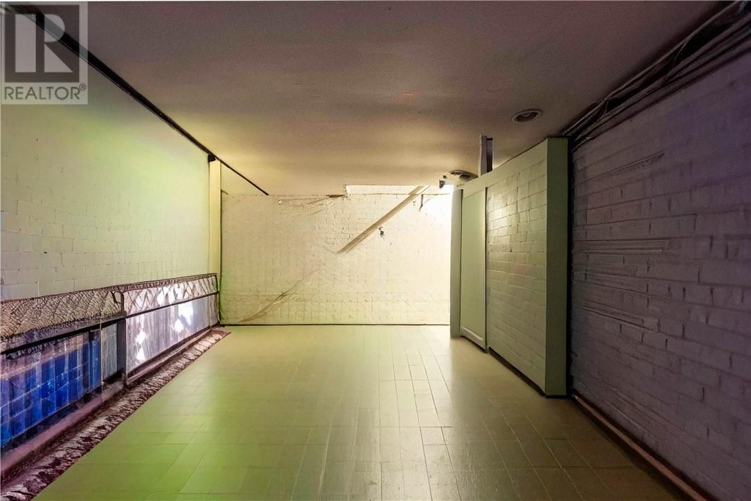 190 Eyre Street - 29