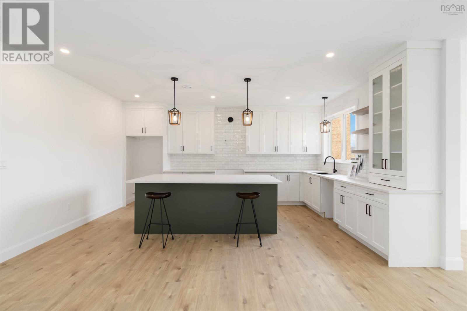 Property 3 of 11 of 46 Brianna