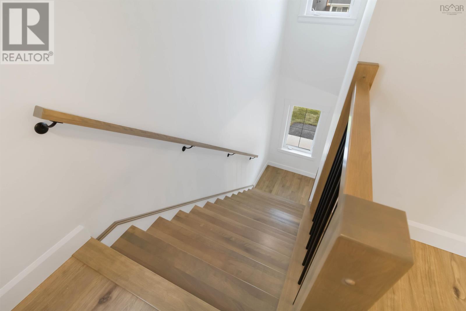 Property 10 of 11 of 46 Brianna