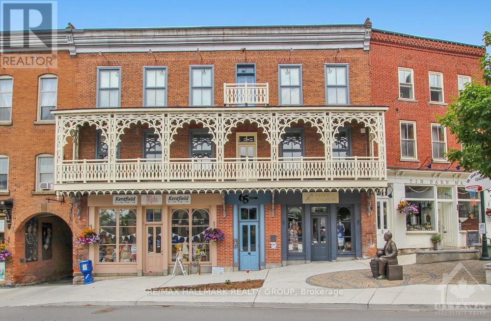 #206 65 MILL STREET - 2