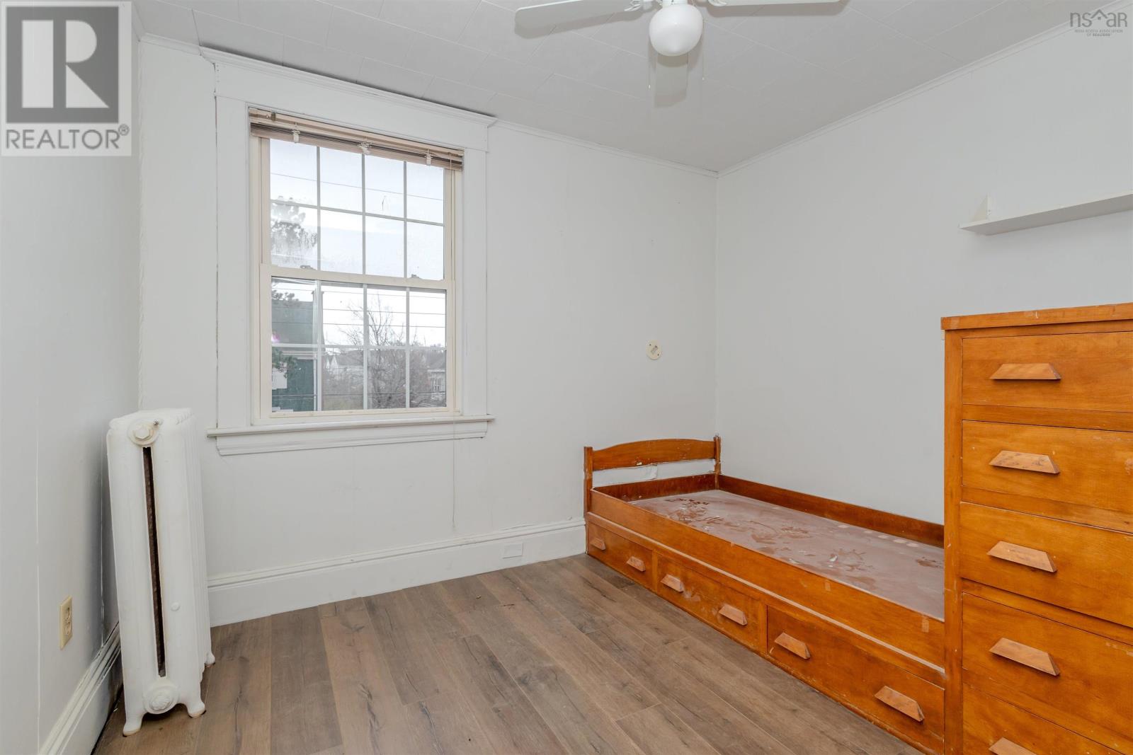 Property 35 of 45 of 57 Catherine Street