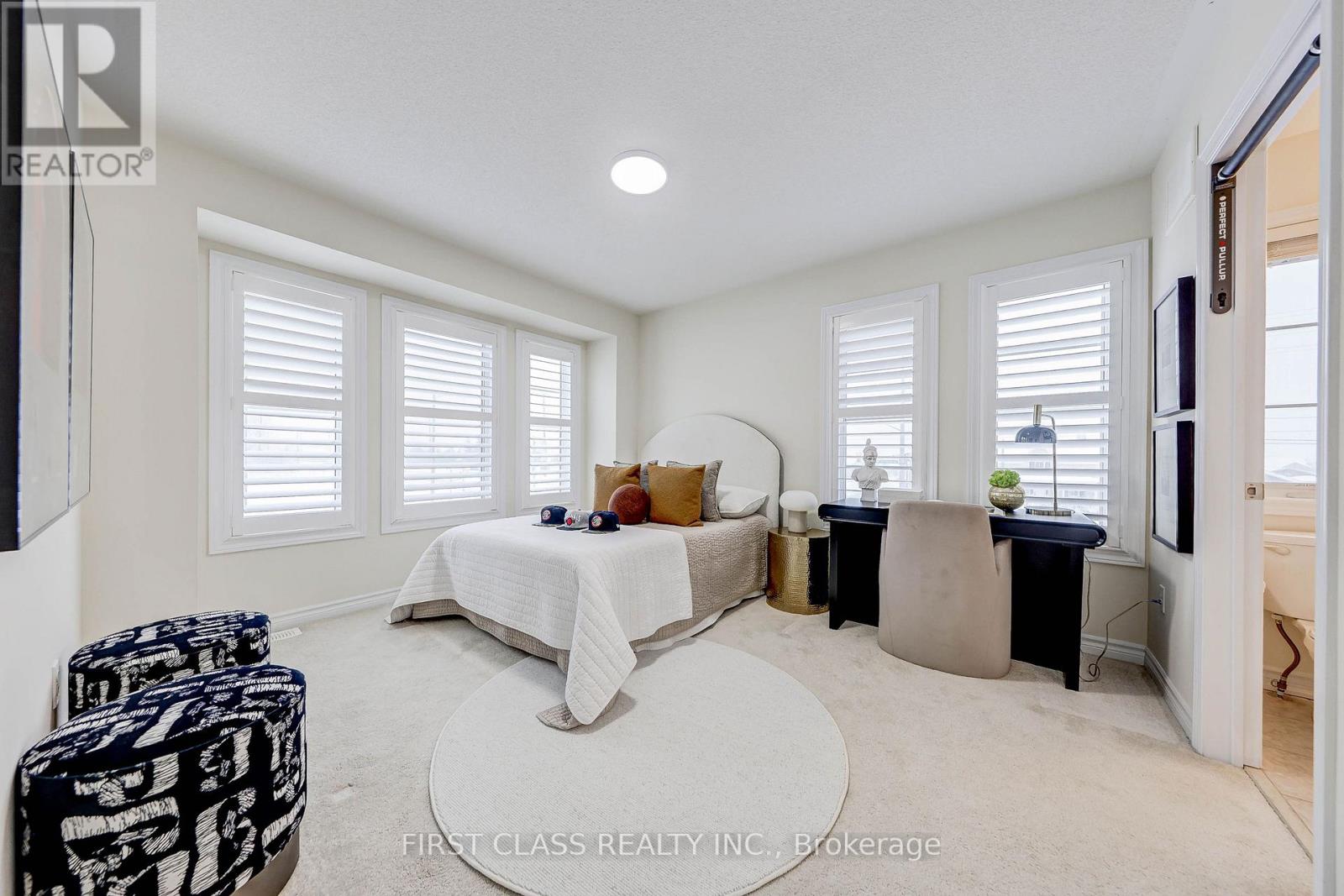 2 JAMES PARROTT AVENUE - 21