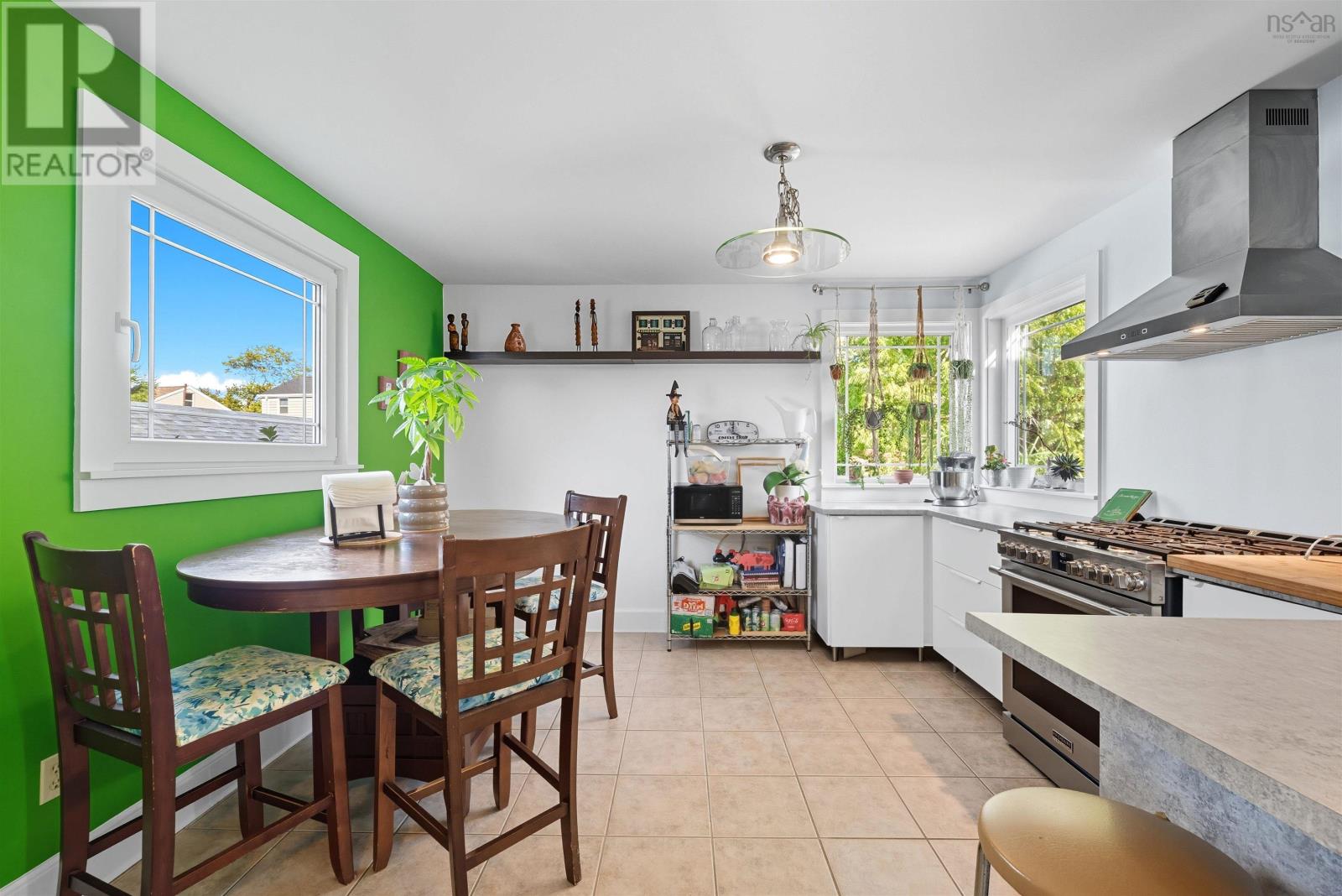 Property 16 of 49 of 3821 Basinview Drive