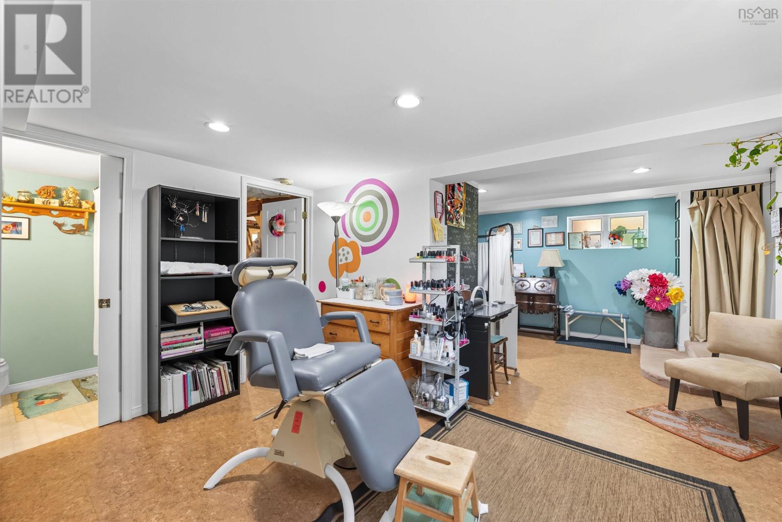 Property 32 of 49 of 3821 Basinview Drive