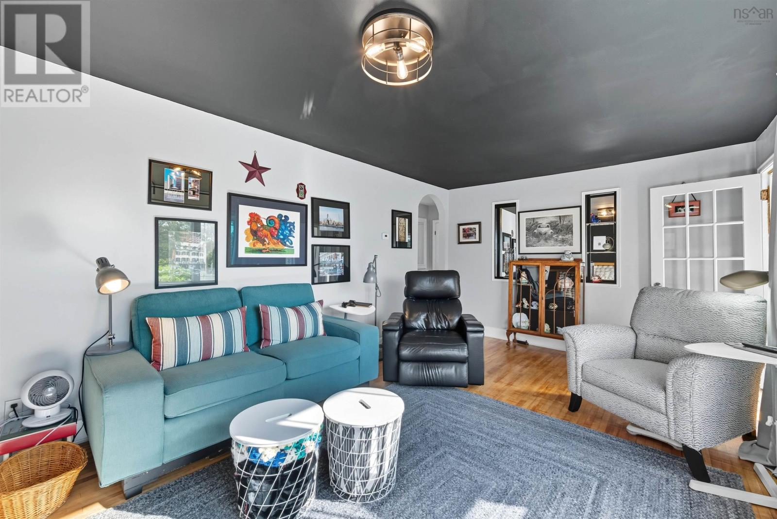 Property 7 of 49 of 3821 Basinview Drive