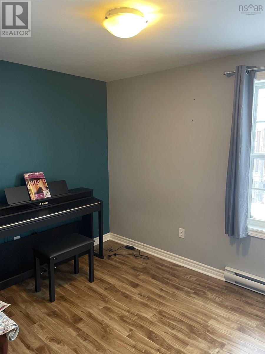 Property 27 of 32 of 2 South Hill Drive