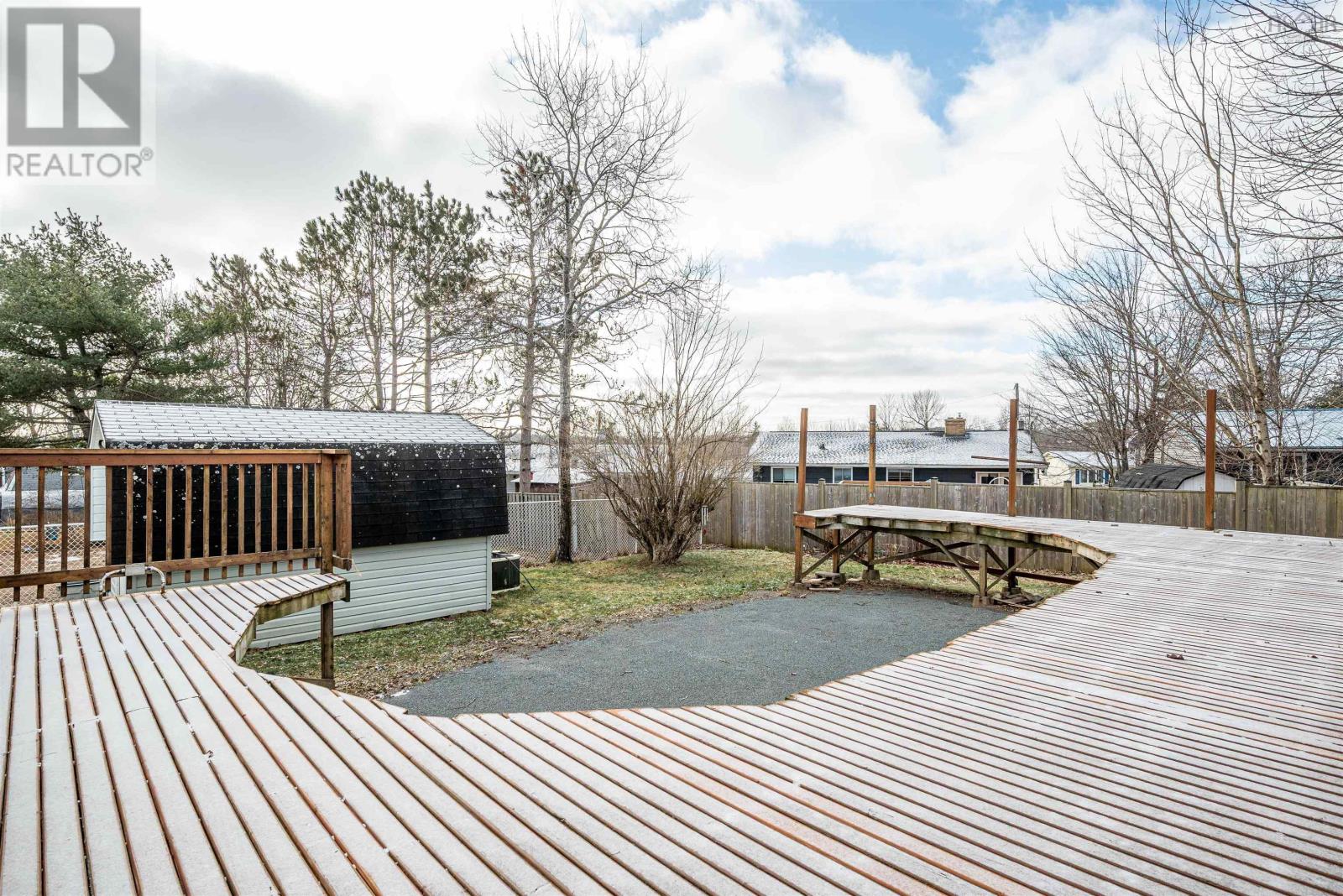 Property 49 of 49 of 54 Quaker Crescent